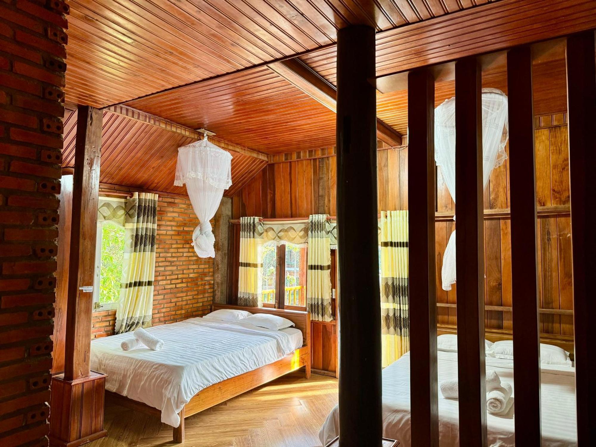 Lava Rock Viet Nam Lodge Anhfly Resort Nam Cat Tien Exterior foto