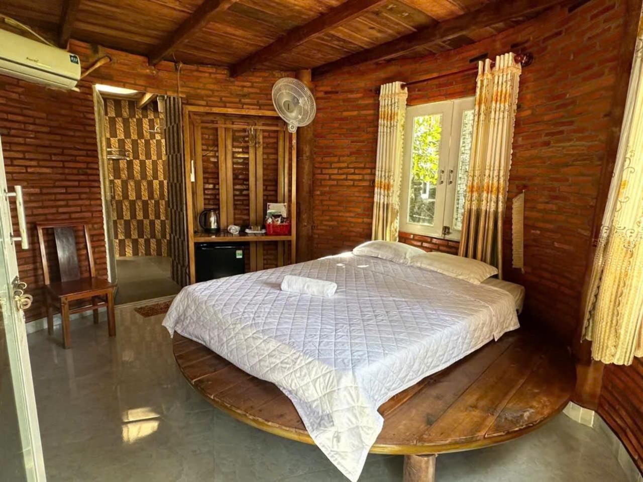 Lava Rock Viet Nam Lodge Anhfly Resort Nam Cat Tien Exterior foto